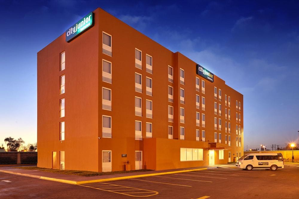 City Express Junior By Marriott Tuxtla Gutierrez Poliforum Exterior photo