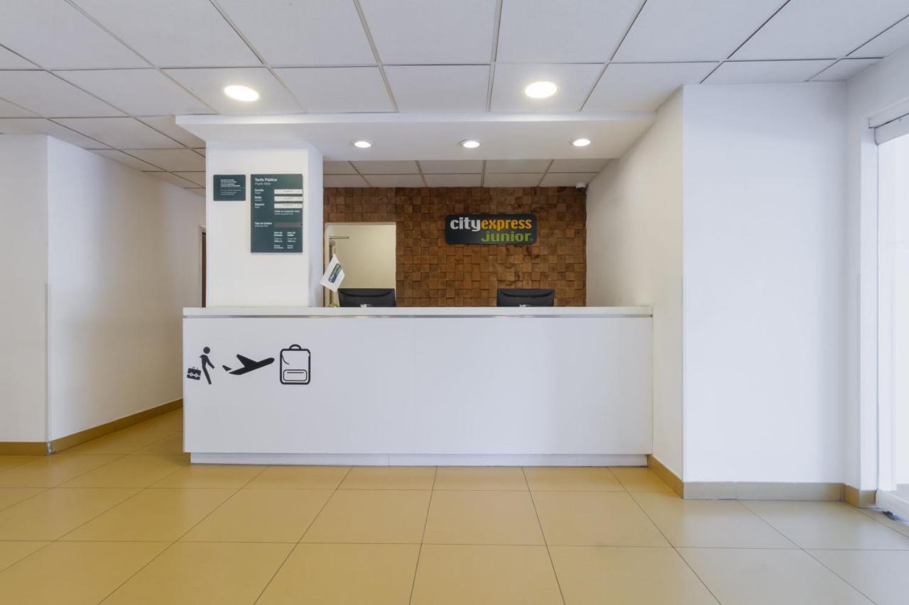 City Express Junior By Marriott Tuxtla Gutierrez Poliforum Exterior photo