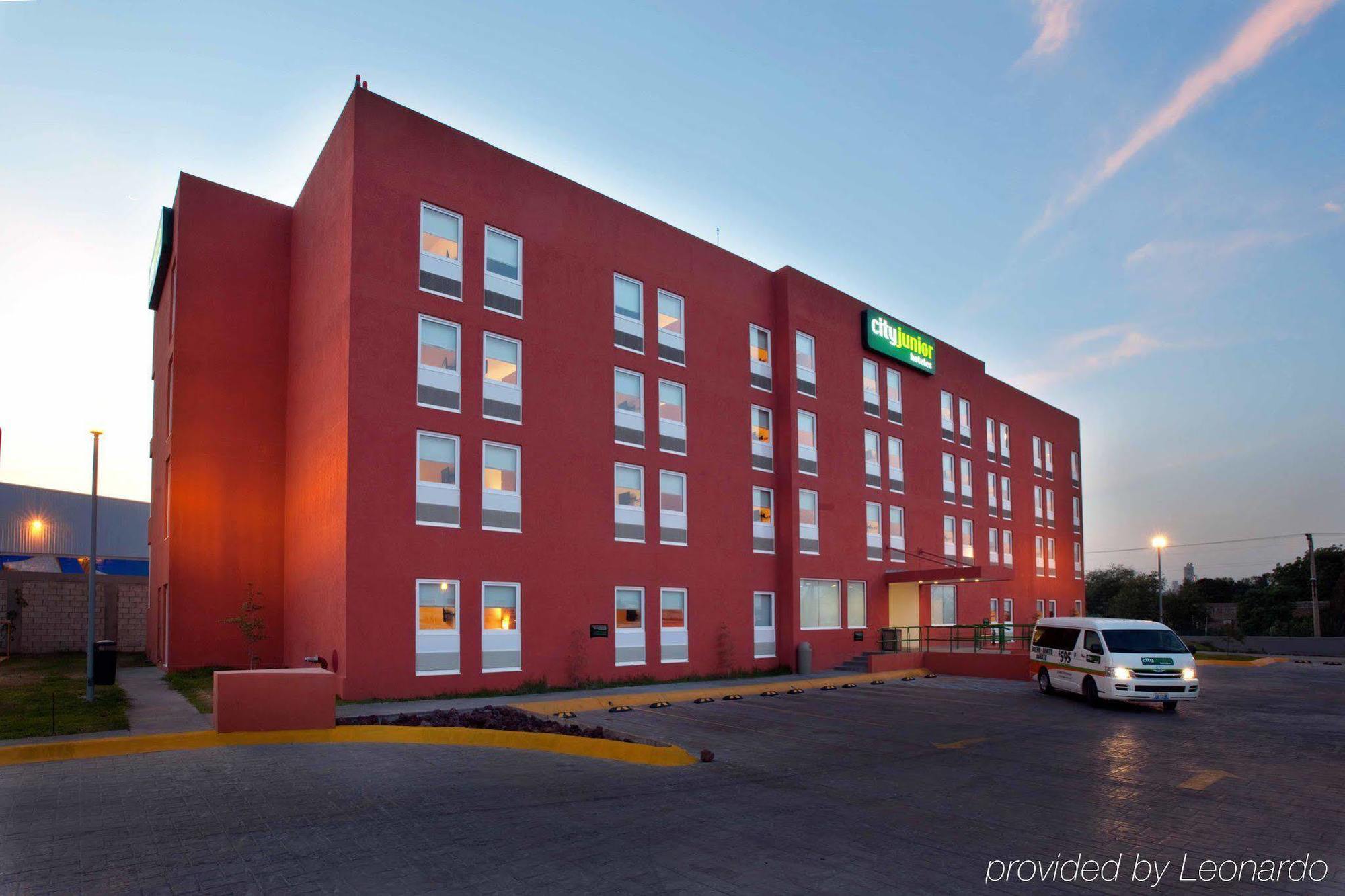 City Express Junior By Marriott Tuxtla Gutierrez Poliforum Exterior photo